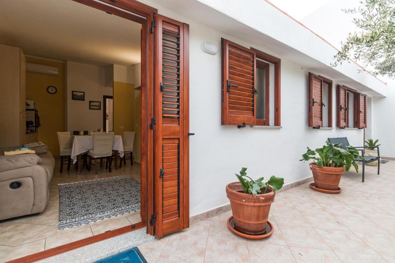 Sebastian House Apartamento Cala Gonone Exterior foto