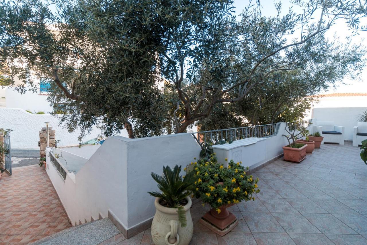 Sebastian House Apartamento Cala Gonone Exterior foto
