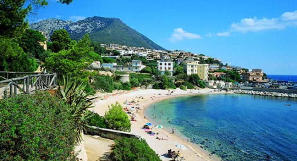 Sebastian House Apartamento Cala Gonone Exterior foto